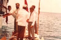 ރޫޤް އަޙްމަދުގެ އަތޮޅުވެރިކަމުގެ ދުވަސްވަރު އޭރުގެ އަތޮޅުތަކާބެހޭ ވަޒީރު ޢަބްދުﷲ ޙަމީދު ފުވައްމުލަކަށް ވަޑައިގެންނެވި ދުވަހެއް: ފޮޓޯ އަހުމަދު ސައީދު